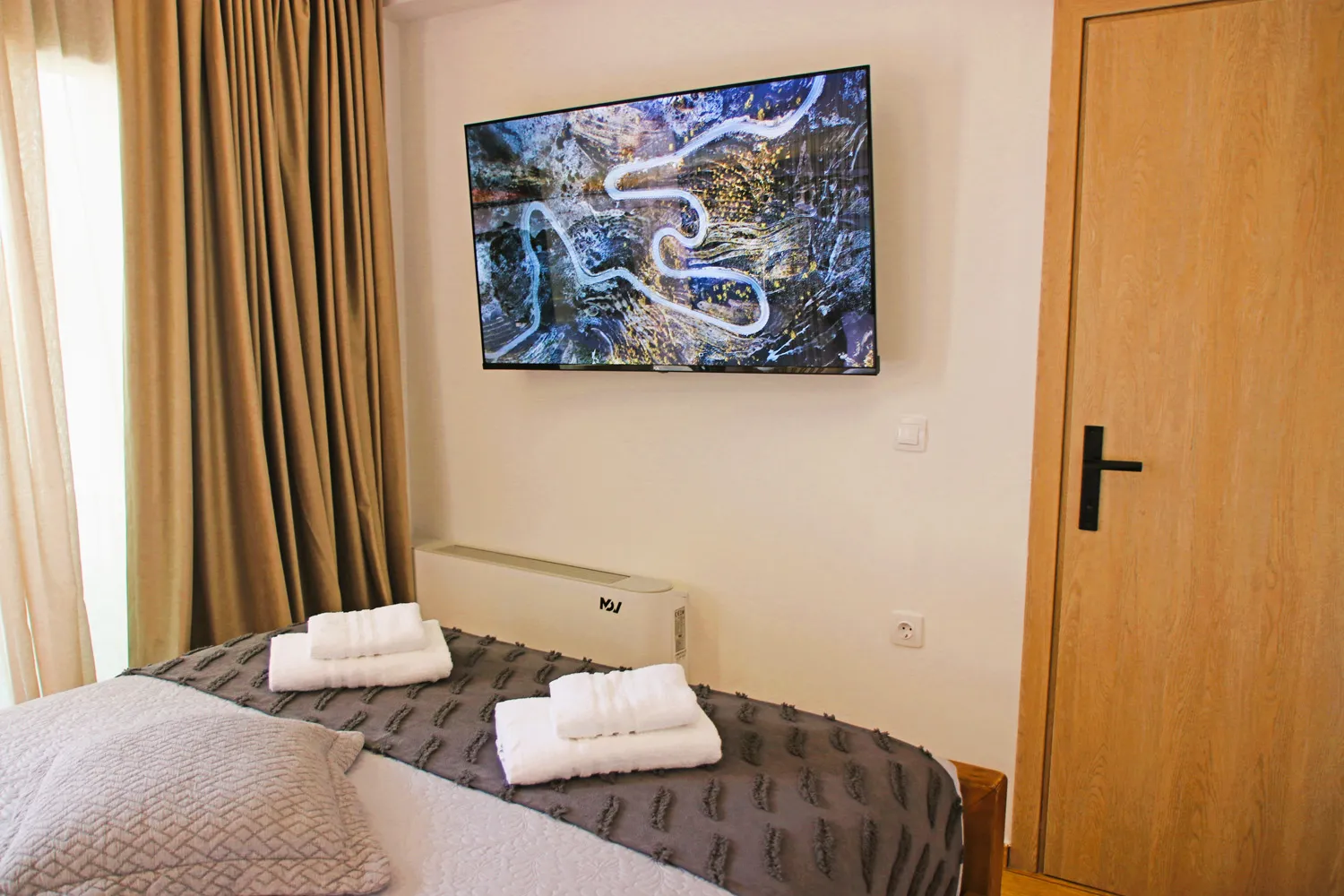 lefkada-city-indoor_07_suite01