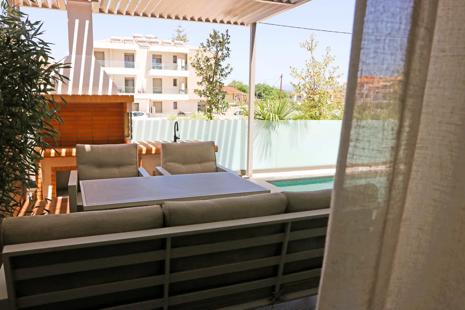 lefkada-city-indoor_08_suite01